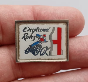 Insignia prendedor esmaltada vintage England Rules Speedway años 80.    PB4-696 - Imagen 1 de 3