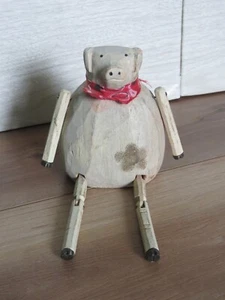 Seasons of Cannon Falls SCF Primitive Folk Holz Gelenk Regal Sitter Schwein 5" - Bild 1 von 17