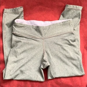 Gray Capri Workout Leggings, Size XS Juniors - Picture 1 of 3