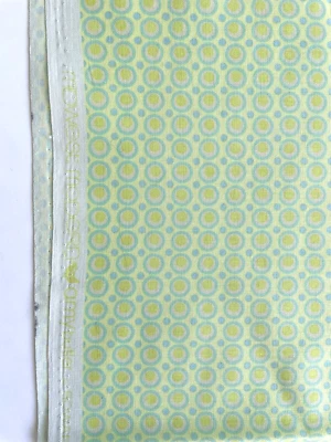 Tela de edredón moderna Amy Butler Midwest puntos verdes 3/4 yardas RARA FUERA DE STOCK Foto 1 de 2