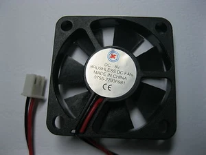 2 pcs Brushless DC Cooling Fan 7 Blade 5V 4007S 40x40x07mm 2 Wire Sleeve Bearing - Picture 1 of 4