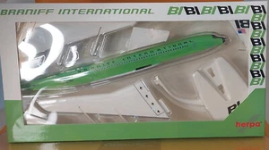 Herpa SnapFit 614009 Braniff International Boeing 707-320 N7097 1:144 NEU ! - Picture 1 of 2
