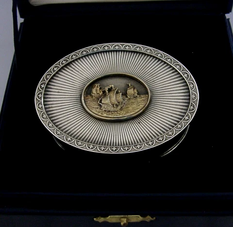 RARE BEAUTIFUL ENGLISH SOLID STERLING SILVER GILT MUSICAL BOX 1979 CASED Cover