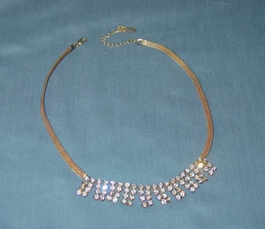 Collana vintage firmata BIJOUX TERNER strass tono oro - Foto 1 di 4