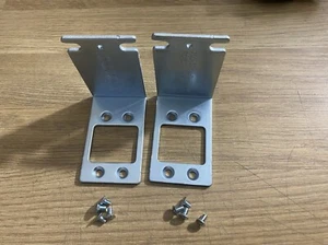 Cisco 1921 Rack Brackets or Cisco 1921 Ears Cisco 1921 Rack Mount Brackets - Afbeelding 1 van 3