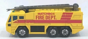 Matchbox 1992 Airport Fire Truck Fire Engine Truck Yellow 1:124 Diecast Loose - Picture 1 of 5