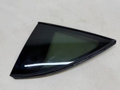 GENUINE LOTUS EMIRA REAR LEFT SIDE WINDOW GLASS EM2 - image 1 of 4