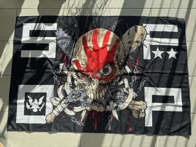 Original Five Finger Death Punch Fahne mit 5FDP Autogramm Signierte Flagge Coin - Bild 1 von 4