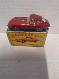 Matchbox MB32b JAGUAR E TYPE (1962) Rare Version With Clear Glass & Grey Tyres. - Picture 1 of 12