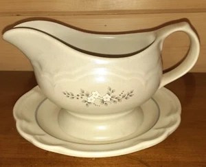 Barco con salsa y placa base Pfaltzgraff Heirloom - Imagen 1 de 8