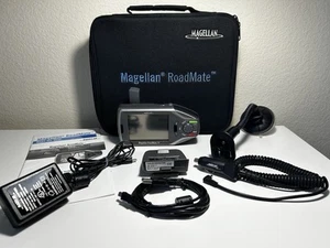 Magellan RoadMate 760 GPS Receiver Bundle - Picture 1 of 6