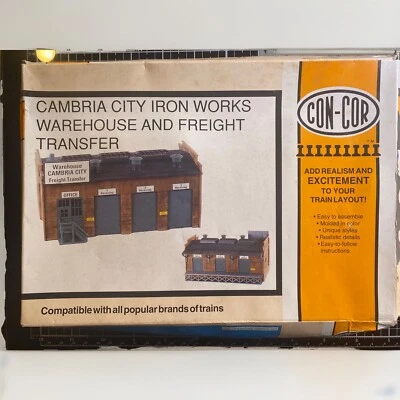 HO SCALE CON-COR 9058 CAMBRIA CITY IRON WORKS WAREHOUSE & FREIGHT TRANSFER - Image 1 of 3