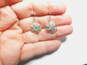 Pendientes perforados vintage AB estrás tono plata invierno Navidad copo de nieve - Imagen 1 de 4