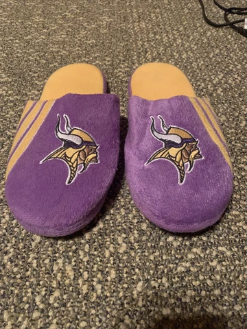 NFL Minnesota Vikings Stripe Logo Dot Sole Slippers Size M by FOCO Cover
