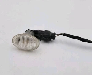 2014-2019 Maserati Ghibli LH RH Fender Side Marker Light OEM - Picture 1 of 3
