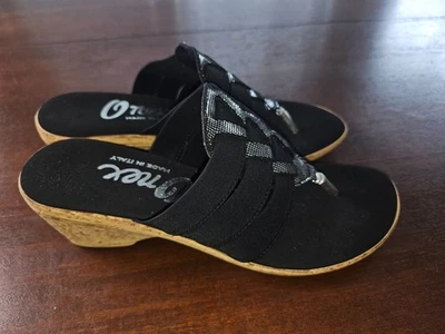 Sandalia Onex Shana para mujer talla 7 negra NUEVA PRECIO DE VENTA SUGERIDO POR EL FABRICANTE 135,50 $ negra y plateada Foto 1 de 4