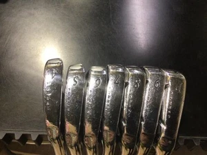 Dunlop SRIXON Z725 Iron Set 4-9+Pw Dynamic Gold D.S.T S200 Flex-S 7pcs RH Used - Picture 1 of 5