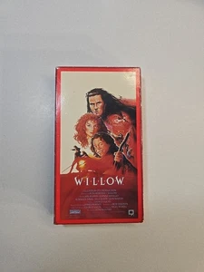 Willow (1988) VHS Val Kilmer Warwick Davis Ron Howard Cult Fantasy Sorcerer Film - Picture 1 of 7
