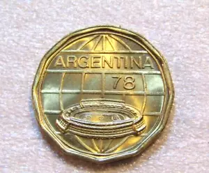 1978 Argentina 100 Pesos unc Coin World Cup Soccer FIFA - Picture 1 of 5
