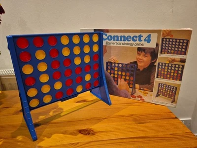Vintage MB Games Connect 4 1976 Game 100% Complete - Image 1 of 4