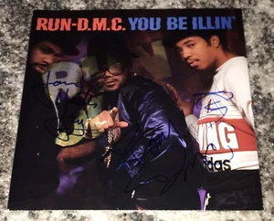 RUN DMC rare Signed 45 Record Sleeve by all three PSA/BNA full letter coa! - Picture 1 of 8