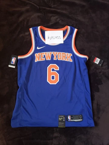 Nike Men's 48 Kristaps Porzingis NY Knicks Swingman Jersey Rush Blue 864495-495 Cover