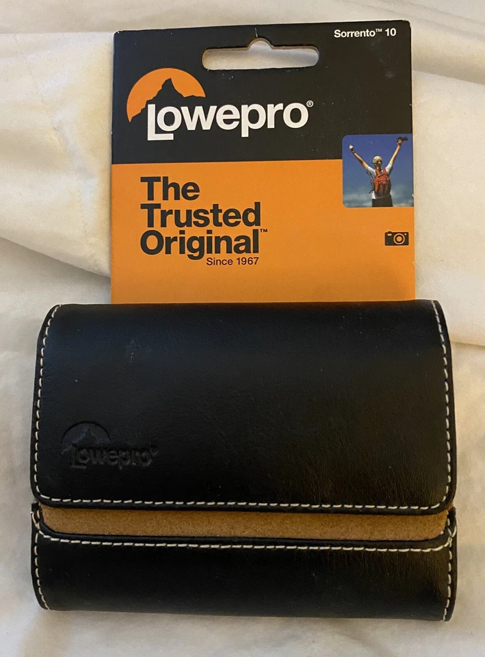 NEW Lowepro Sorrento 10 Camera Case w/Suede Lining Black - Image 1 of 2