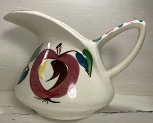 Vtg Purinton Pottery Handpainted MCM Pitcher 60s Apple & Leaf Dutch Jug 6” X 8” - Picture 1 of 13