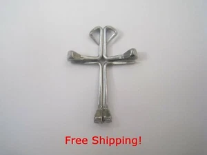 Pre Bent Horseshoe Nails # 3.5 For Disciples Cross Necklace 50 Tops 50 Bottoms - Picture 1 of 2