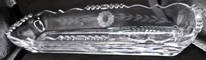 Vintage 1940's Clear Glass 10.50" Relish Celery Dish Etched Flowers & Leaves - Imagen 1 de 8