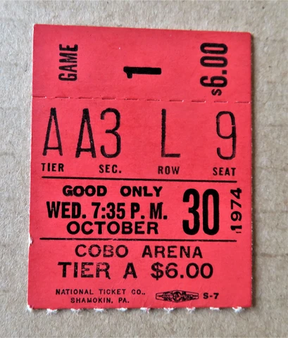 Detroit Pistons vs Atlanta Hawks Ticket stub Oct 30, 1974 - COBO Arena ! Cover