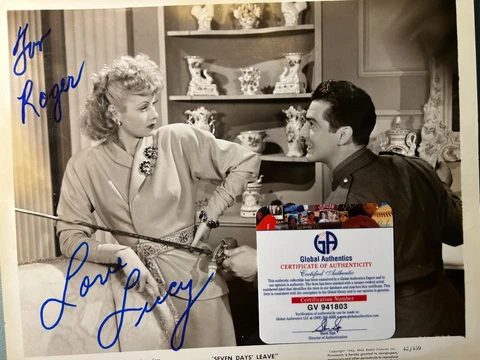 Lucille Ball Signed Photo (1942)scene from SEVEN DAY LEAVE •I LOVE LUCY• COA GAI Cover