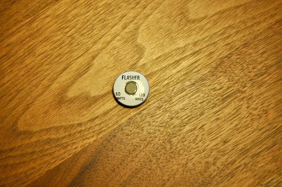 Eagle Electric Flasher Button BUTTON - Image 1 of 2