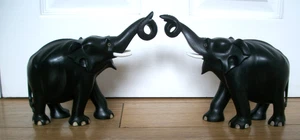 PAIR[2.2kg] OF ANTIQUE  EBONY  HAND CARVED WOODEN ELEPHANTS TRUNKS UP - Picture 1 of 4