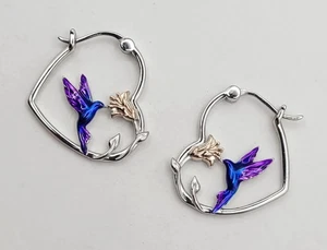"Pendientes de aro con corazón de colibrí púrpura de plata de ley 925, 0,97"" L" - Imagen 1 de 3