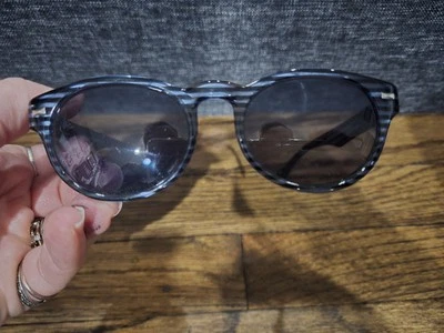 Gafas de sol unisex Moda Vision usadas para lectores + 2,00 diseño italiano Foto 1 de 4