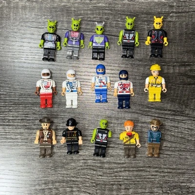 Lote de 15 bonecos Block Tech Space Team alienígena astronauta espacial marciano minifigura - Imagem 1 de 4