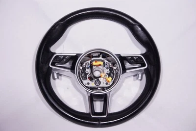 Volante multifunción Porsche Macan 2015-2023 con levas de cambio OEM Foto 1 de 4