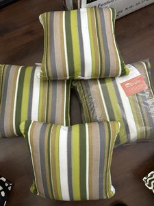 Sunbrella Green Outdoor Throw Pillows S/4 - Picture 1 of 3