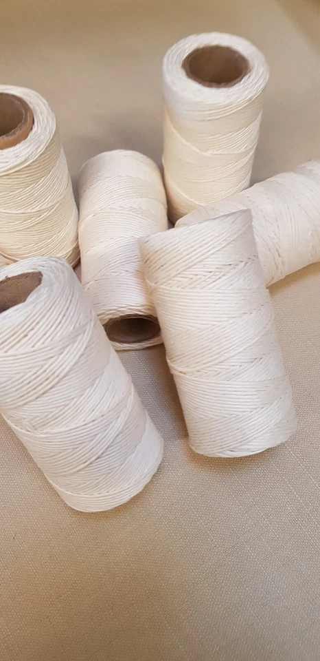 HEAVY DUTY THREAD  FULL SPOOL 300M 10 PLY PURE IRISH LINEN - Image 1 of 4