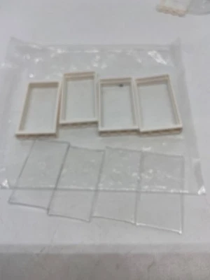 4 x LEGO 1x4x6 DOOR WINDOW FRAMES - INC GLASS WHITE 35290 40289 60599 60623 - Image 1 of 4