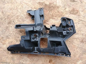 VOLVO V40 2012-2019 STOßSTANGE HALTERUNG VORNE RECHTS FAHRERSEITE 31347090 - Bild 1 von 3