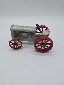 Vintage ERTL 1920s Fordson Model F 1/16 Metal wheels - Picture 1 of 9