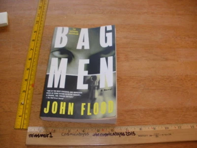 Bag Men by John Flood 1st Edition/Print PaperBack 1998 Excellent! Foto 1 de 4