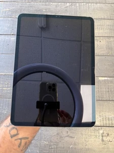 iPad Pro 11 Inch 2018 1st Generation - Picture 1 of 12