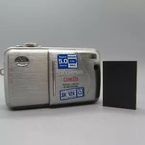 Fotocamera digitale Olympus Camedia C-50 zoom 5,0 megapixel argento testato - Foto 1 di 7