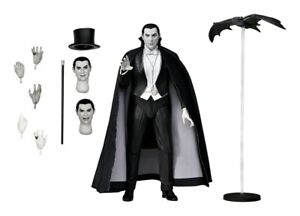 Universal Monsters Ultimate Dracula Carfax Abbey 18 cm Neca