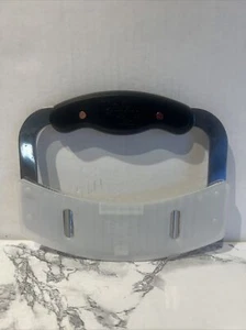 Pampered Chef Crinkle Cutter Stainless Steel W/ Plastic gaurd #1063 - Picture 1 of 11