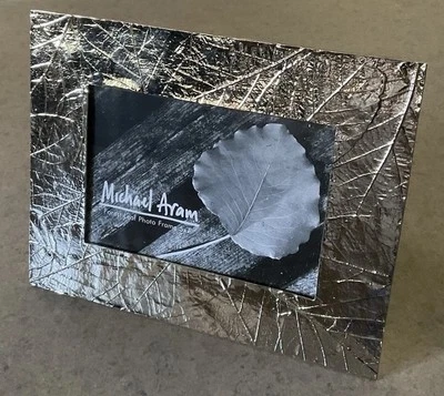 MICHAEL ARAM:: MARCO PLATEADO NÍQUEL 5”X 7” “Hoja del bosque” botánico artesanal Foto 1 de 4