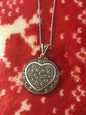 "Collar colgante vintage de plata esterlina con corazón de marcasita de perlas madre 26"" #740" Foto 1 de 4